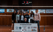 Volejbalový turnaj o trofej mestského mládežníckeho parlamentu sa vydaril