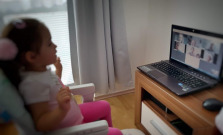 ZŠ s MŠ Pod Vinbargom v Bardejove kráča s dobou už od najmenších