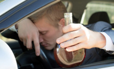Na východe sa pije vo veľkom, ďalší opitý šofér spôsobil dopravnú nehodu