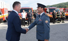 V Prešovskom kraji si nové vozidlá prevzali zástupcovia 30 miest a obcí