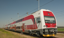 Minister dopravy prisľúbil modernizáciu vlakov v regióne