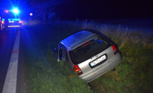 Šoféroval na mol opitý, napokon ho uväznilo jeho vlastné auto