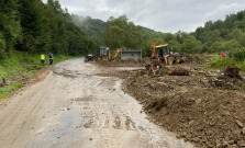 Na cesty a mosty v Bardejovskom okrese, ktoré poškodili povodne, vyčlení kraj viac peňazí