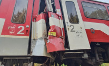 Na východe došlo k zrážke dvoch vlakov
