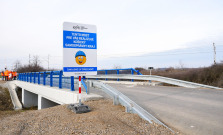 Košický kraj dokončil rekonštrukciu mosta medzi Malým Horešom a Pribeníkom