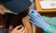 Ministerstvo zdravotníctva spustilo registráciu na očkovanie pre deti od 5 do 11 rokov