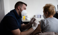 Vo veľkokapacitnom očkovacom centre v Košiciach sa bude očkovať aj novou vakcínou