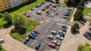 Nové parkovisko na Exnárovej ulici v Prešove má kapacitu vyše 100 parkovacích miest