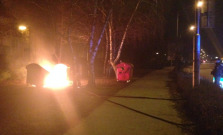 V Prešove niekto podpálil smetné koše