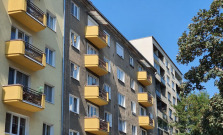 Združenie navrhuje rozšíriť okruh regulovaných subjektov o nájomné byty miest a obcí