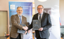 Košická Univerzitná nemocnica a Technická univerzita podpísali dohodu o spolupráci