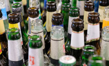Raslavičania ukradli prepravku s prázdnymi pivovými fľašami
