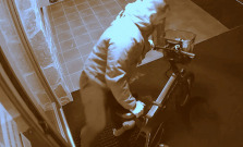 Z pivnice v Bardejove ukradli elektrobicykel