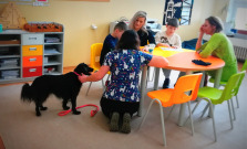 VIDEO | Základná škola na Vinbargu otvorila svoje brány pre rodičov detí s autizmom