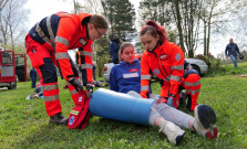 Študenti zasahovali pri dopravnej nehode