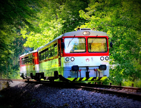 Beliansky expres spojí sever Slovenska s Poľskom