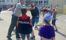 Deti si užili policajný deň