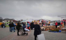 VIDEO | Vianočné remeselné trhy v Stropkove pomáhajú ľuďom v núdzi