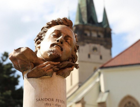 V Prešove pribudla busta Sándora Petöfiho