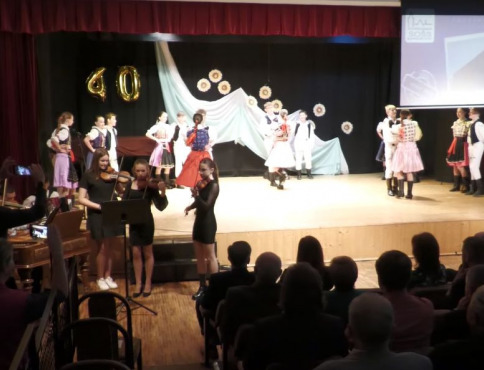 VIDEO |  Súkromná stredná odborná škola služieb v Bardejove oslávila 40 rokov svojej existencie