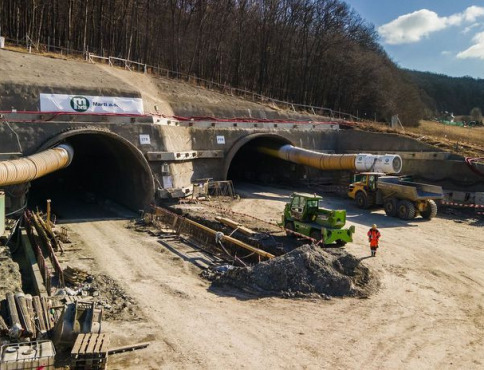 Tunel Okruhliak má už vyrazený skoro kilometer