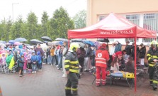 VIDEO | Evakuácia detí zo ZŠ Konštantínovej v Stropkove
