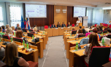 Stovka zdravotných sestier diskutovala o súčasných problémoch v ošetrovateľskej praxi