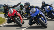Najlepšie značky interkomov pre motocyklistov v roku 2025