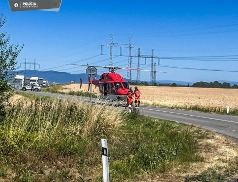 Vodič nezastavil na „Stopke“ pri Pavlovciach, polícia ho stíha za ublíženie na zdraví
