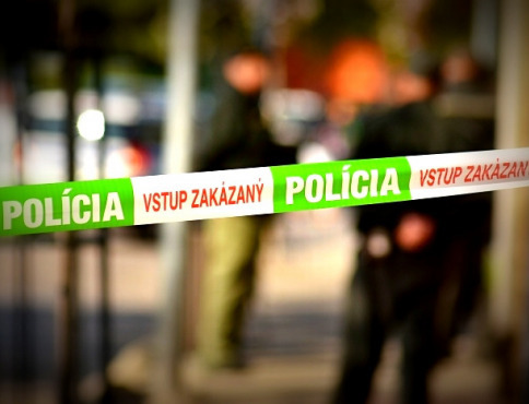 V rekreačnej lokalite v Košiciach našli v tráve telo muža