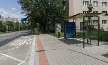 Cestujúci sa môžu tešiť na komfortnejšie a modernejšie zastávky