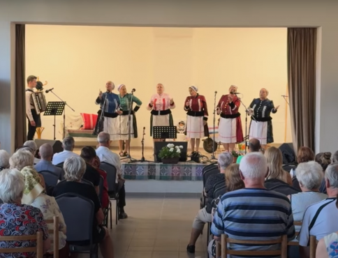 VIDEO | Abrahámovce oslávili obnovu polyfunkčnej budovy festivalom