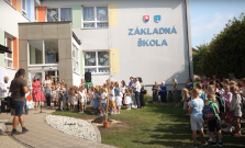 VIDEO | Vyučovanie vonku: Základná škola v Osikove otvorila exteriérovú učebňu