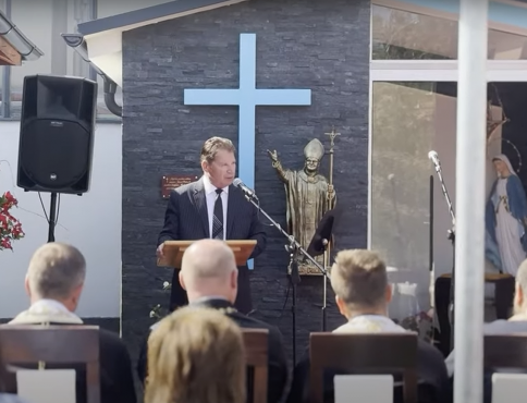 VIDEO | V Sociálnom dome ANTIC postavili a slávnostne posvätili novú kaplnku