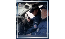 Žena sa pokúsila o samovraždu, zachránili ju policajti