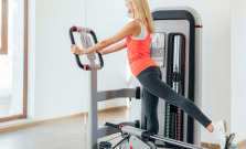 Rotoped + multipress + proteíny Weider = efektívny tréning