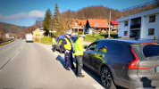 Opitý Ukrajinec nabúral auto v Bardejove a ušiel. Nafúkal vyše 2,6 promile