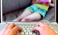 Na internete šíril detskú pornografiu, teraz má veľký problém