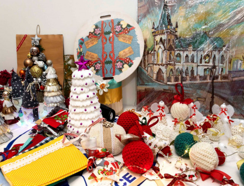 Keď výroba lieči dušu: Klienti psychiatrického stacionára pripravili vianočné trhy