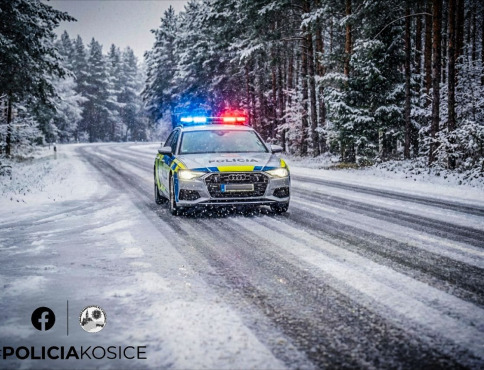 Polícia stopla troch vodičov, ktorí nemali čo hľadať za volantom