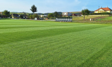 Mladistvé dievčatá vykradli bufet pri futbalovom ihrisku