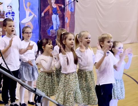 VIDEO | SZUŠ Pod Vinbargom v Bardejove a polročná tanečná besiedka