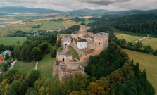 Kraj plánuje nové kultúrne projekty: sokoliarsky dvor, teleskop aj rekonštrukcie