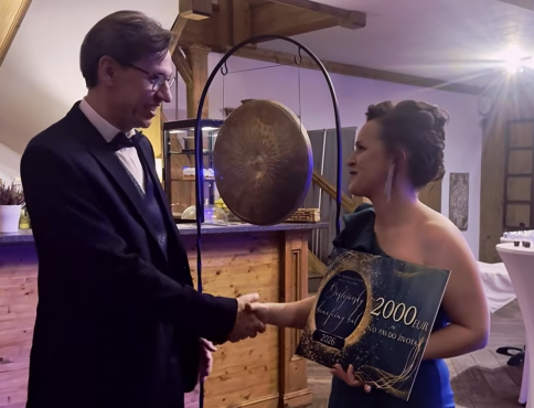 VIDEO | Benefičný bál v Bardejove opäť podporil dobrú vec