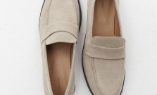 Návrat klasiky v štýle it-girls: dámske mokasíny v trendoch tejto sezóny