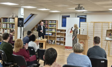 O manželstve, prítomnosti a budovaní vzťahov v Okresnej knižnici Dávida Gutgesela v Bardejove