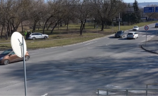 VIDEO | Koniec problémov? Križovatka pri Crow Aréne sa mení na kruhovú