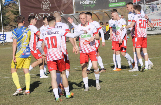 Prekvapenie na úvod jari: Raslavice zobrali Humennému body