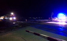 Tragická udalosť na železnici: osobu našli pod posledným vozňom vlaku