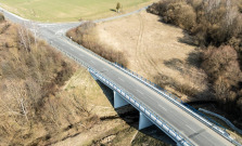 V okrese Svidník majú ďalšie vynovené cesty, medzi nimi aj Ladomirovú – Šemetkovce